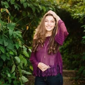 Meet your Posher, Isabella